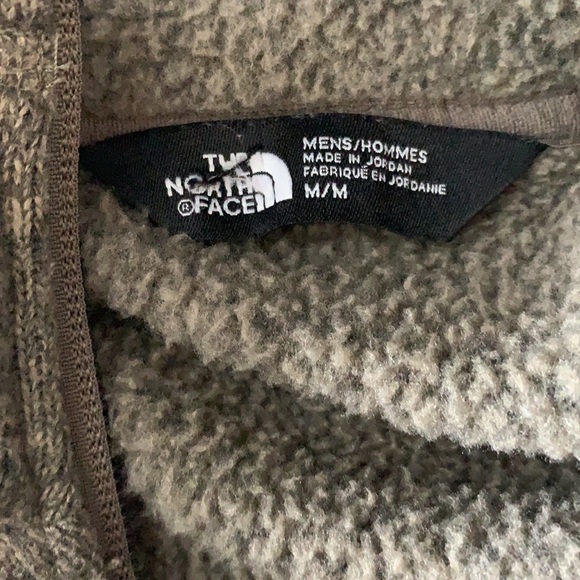 The North Face Men’s Half Zip Olive Heather Fleece - Picture 4 of 5
